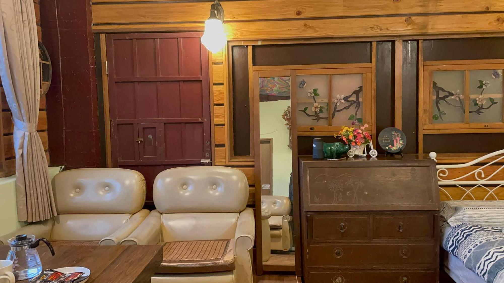 Qi Tang Lane Apartment Jiufen Room photo